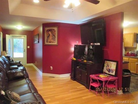 2053 E Park Dr, Lancaster, SC 29720 photo 4