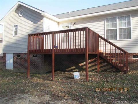 2053 E Park Dr, Lancaster, SC 29720 photo 3