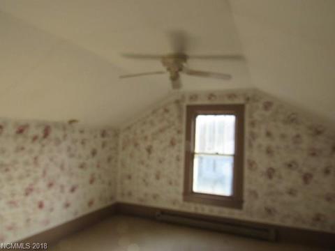 525 Summitt Ave, Spruce Pine, NC 28777 photo 18