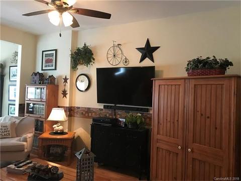 9450 Cadman Ct, Cornelius, NC 28031 photo 4