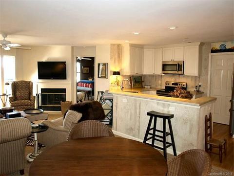 18581 Vineyard Point Ln, Cornelius, NC 28031 photo 10