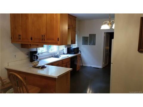 355 Trade St, Tryon, NC 28782 photo 10