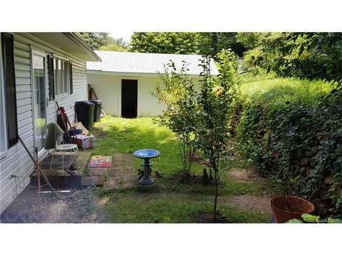 355 Trade St, Tryon, NC 28782 photo 5