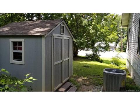 355 Trade St, Tryon, NC 28782 photo 7