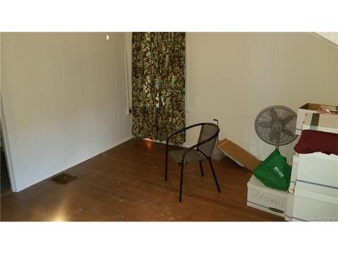 355 Trade St, Tryon, NC 28782 photo 17