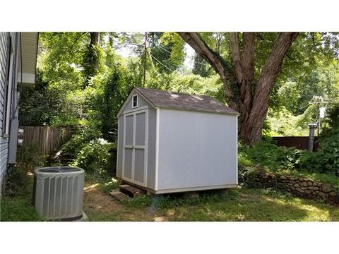 355 Trade St, Tryon, NC 28782 photo 4