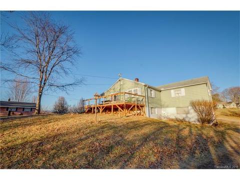 154 Ingram Loop, Clyde, NC 28721 photo 3
