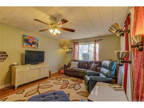 154 Ingram Loop, Clyde, NC 28721 photo 11
