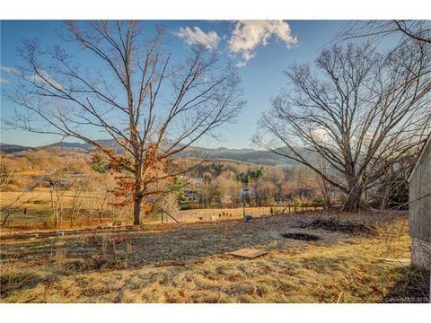 154 Ingram Loop, Clyde, NC 28721 photo 9