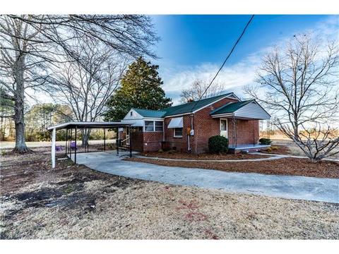 1079 Suttle Rd, Lancaster, SC 29720 photo 1