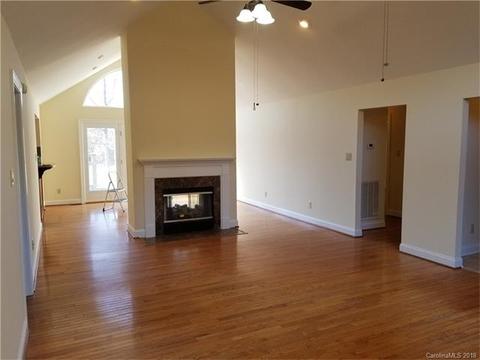 172 Williamsburg Rd, Olin, NC 28660 photo 5
