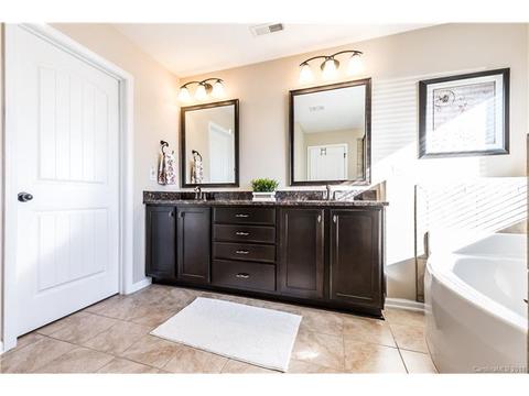 1060 Jack Pine Rd, Clover, SC 29710 photo 21