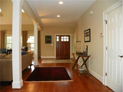 16 Nuthatch Ct, Fairview, NC 28730 photo 8