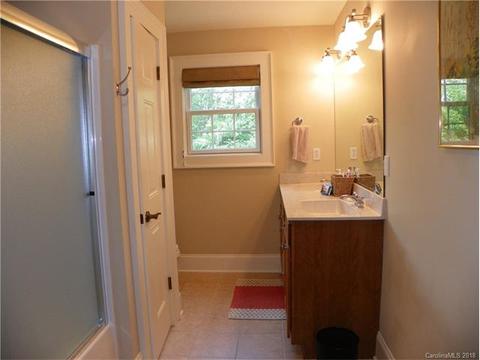 16 Nuthatch Ct, Fairview, NC 28730 photo 15
