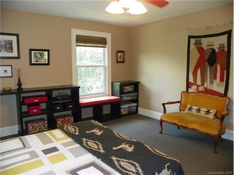 16 Nuthatch Ct, Fairview, NC 28730 photo 17