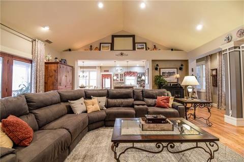 187 Thistle Rdg, Clyde, NC 28721 photo 12