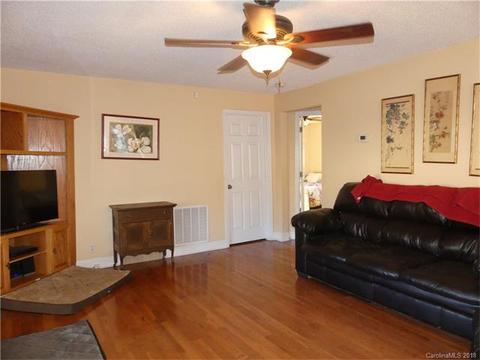 165 Cuddles Ln, Bostic, NC 28018 photo 6