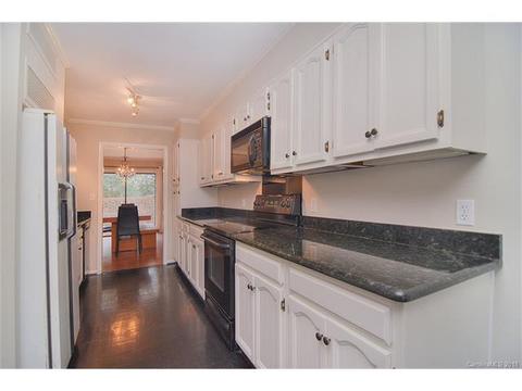 5811 Sharon Rd #E, Charlotte, NC 28210 photo 9