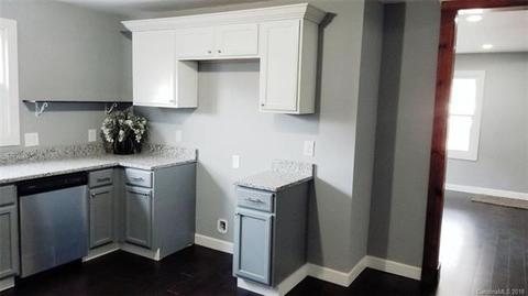 23 2nd St, Cramerton, NC 28032 photo 4