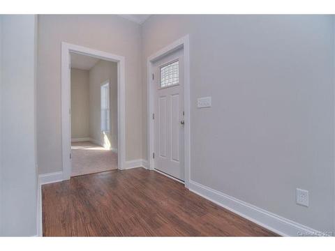 60 4th St, Cramerton, NC 28032 photo 5