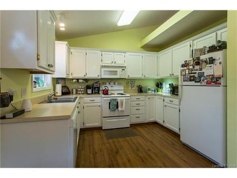 732 E 8th St, Oakboro, NC 28129 photo 8