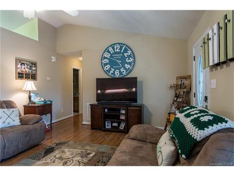 732 E 8th St, Oakboro, NC 28129 photo 6