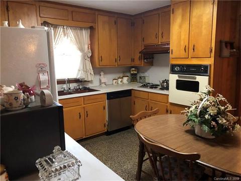 305 N Cloudman St, Charlotte, NC 28216 photo 6