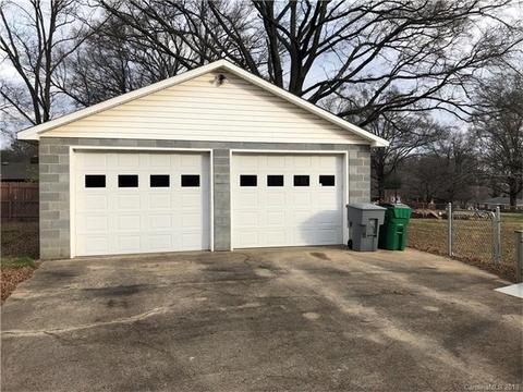 305 N Cloudman St, Charlotte, NC 28216 photo 3