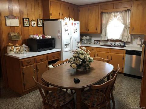 305 N Cloudman St, Charlotte, NC 28216 photo 5
