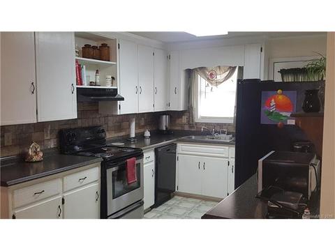 3220 Edwards Rd, Wingate, NC 28174 photo 5