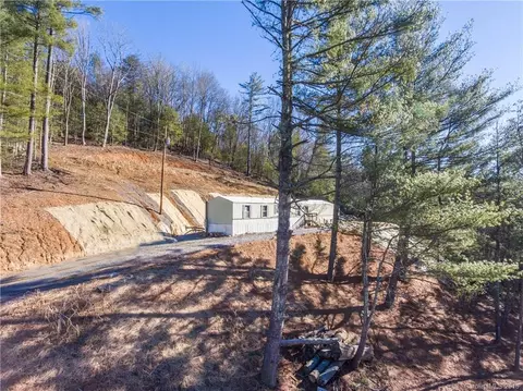 2818 Hyder Mountain Rd, Clyde, NC 28721 photo 1