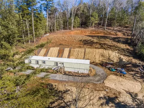 2818 Hyder Mountain Rd, Clyde, NC 28721 photo 2