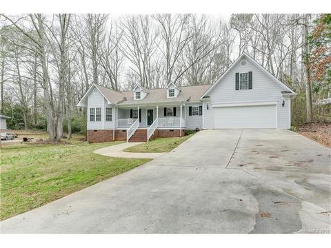 1018 Meadow Dr, Lancaster, SC 29720 photo 3