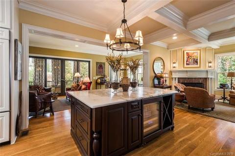 725 Spring St, Davidson, NC 28036 photo 9