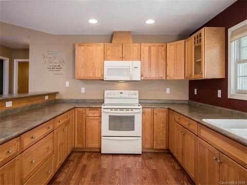 11 Whitaker View Rd, Fairview, NC 28730 photo 10