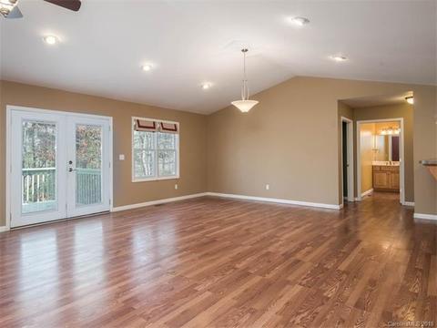11 Whitaker View Rd, Fairview, NC 28730 photo 7