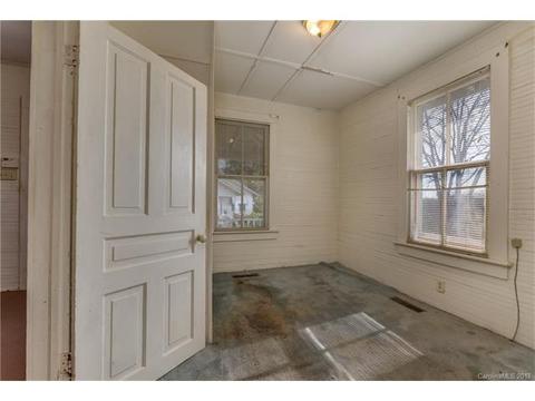 1013 Markham Rd, Tryon, NC 28782 photo 34