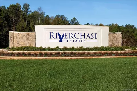 6198 Chimney Bluff Rd, Lancaster, SC 29720 photo 2