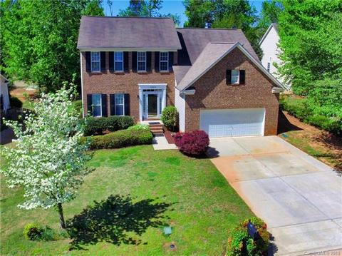 1045 Kilpatrick Ln, Fort Mill, SC 29708 photo 2