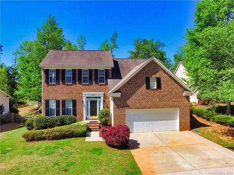 1045 Kilpatrick Ln, Fort Mill, SC 29708 photo 1