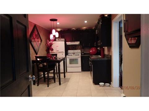 302 Maple St, Hudson, NC 28638 photo 6