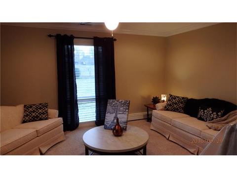 302 Maple St, Hudson, NC 28638 photo 8