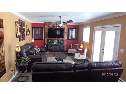 302 Maple St, Hudson, NC 28638 photo 2