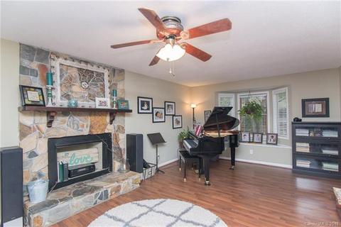 1647 Willowbrook Dr, Fort Mill, SC 29708 photo 6