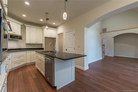 289 Spring Dr, Mars Hill, NC 28754 photo 8