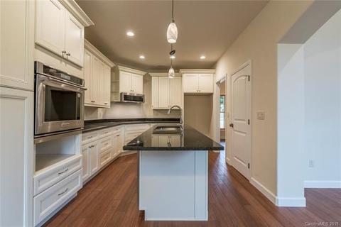 289 Spring Dr, Mars Hill, NC 28754 photo 5