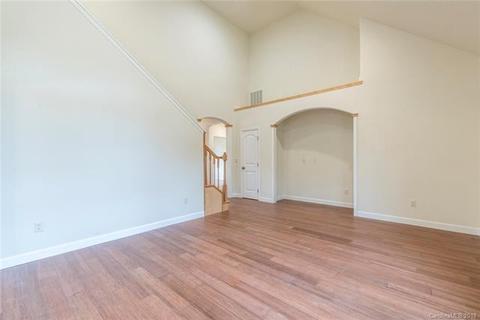 289 Spring Dr, Mars Hill, NC 28754 photo 4