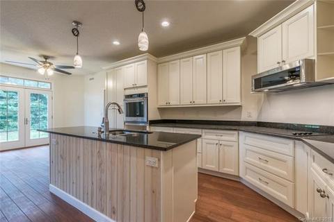 289 Spring Dr, Mars Hill, NC 28754 photo 7