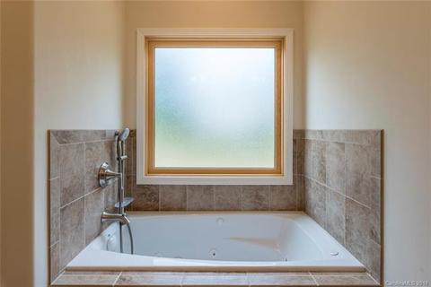 289 Spring Dr, Mars Hill, NC 28754 photo 17