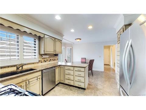 557 Cranborne Chase Rd, Fort Mill, SC 29708 photo 9